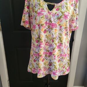 Chic Floral Women's Blouse with Chain Detail